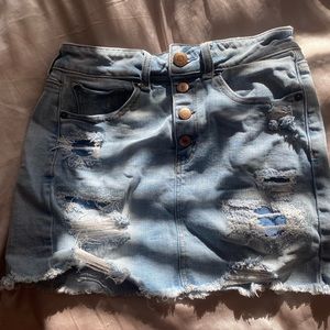 AMERICAN EAGLE DENIM SKIRT SIZE WOMENS 4